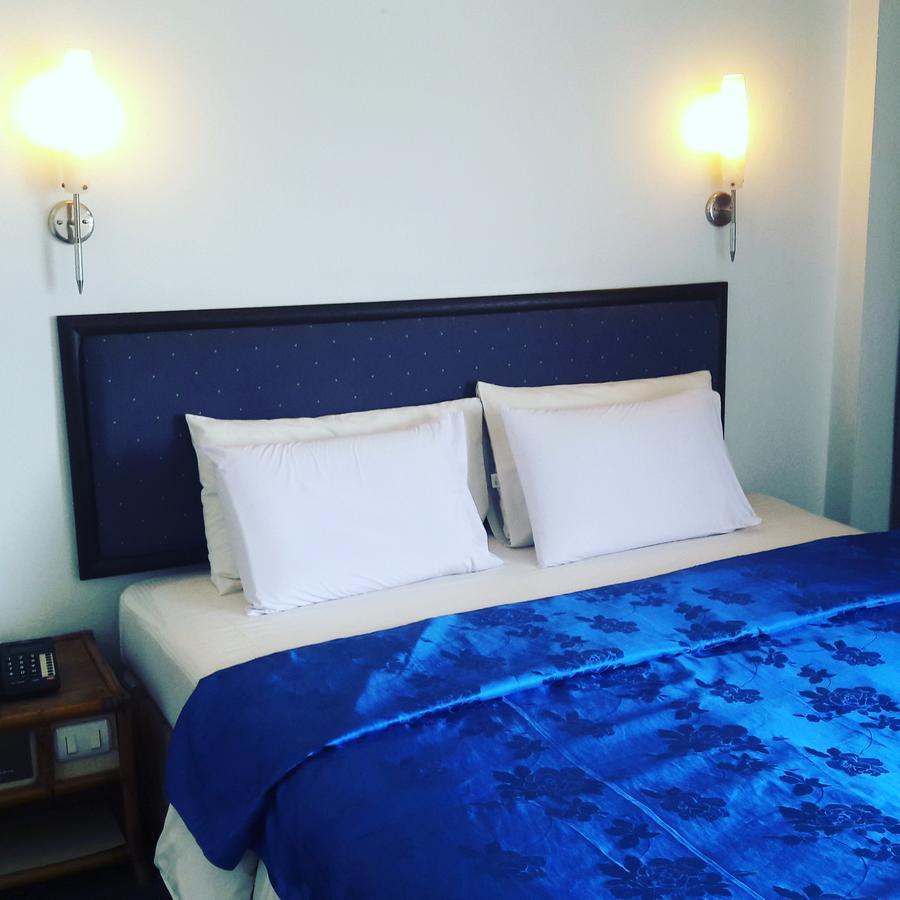 Roseinn Hotel Taphanhin Taphan Hin Екстериор снимка